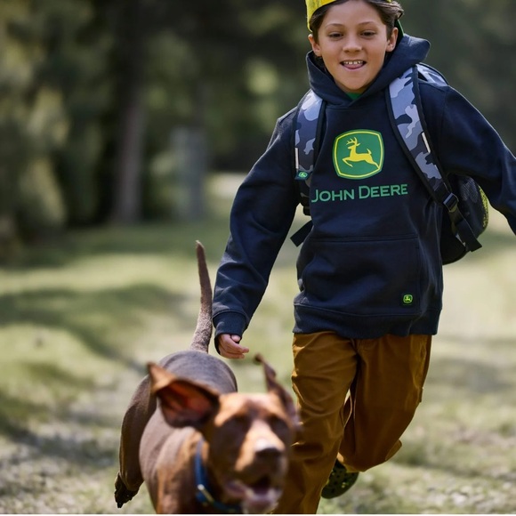 John Deere Boys' August 17" Laptop Backpack with Lunch Box, Black Camo - Picture 13 of 14